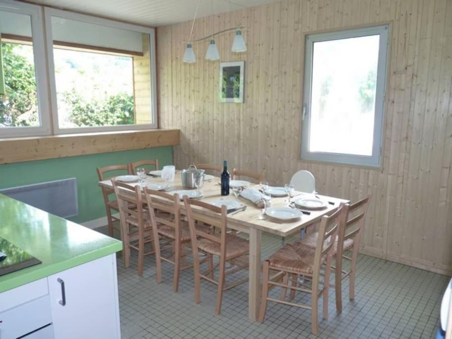 Maison Lumineuse Et Spacieuse Avec Terrain La Bourboule Exteriér fotografie